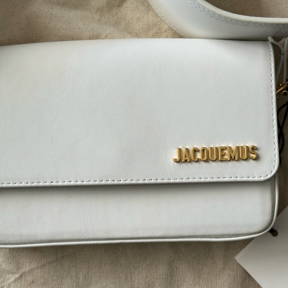 JACQUEMUS White Le Carinu Shoulder Bag - NWT 🤍 - Picture 2 of 7
